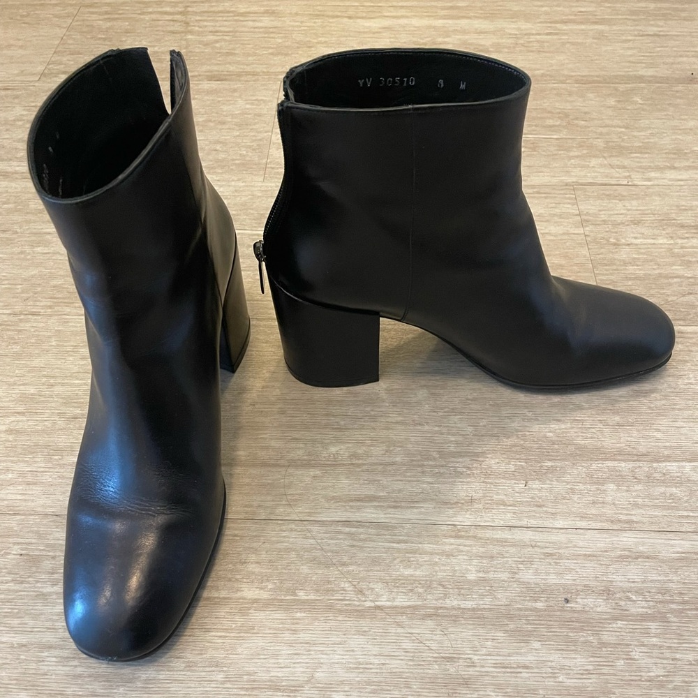 Stuart Weitzman Block Heel Leather Bootie - image 1